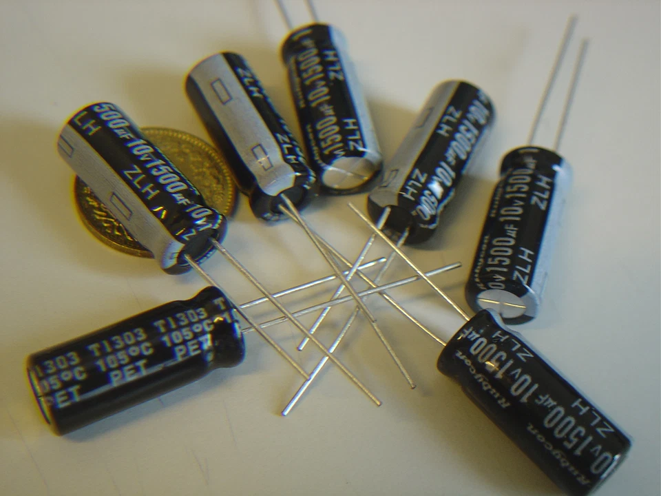 6 pcs 1500uF 10V Rubycon ZLH COD T1303 8x20mm Motherboard +105°C Capacitor NEU - Bild 1 von 1