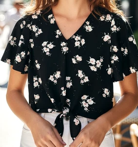 Love Fire Women's Size S Petite Floral Bell Sleeve V Neck knot Front - Picture 1 of 10