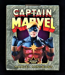 70's Version CAPTAIN MARVEL Comics 2002 Bowen Designs 5.5" Mini-Bust 3415/3500