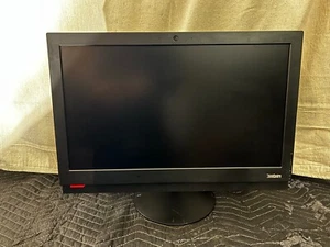 Lenovo ThinkCentre M910z Intel Core i5-7500 3.40GHz 8GB 256GB All-in-One PC [#5] - Picture 1 of 12