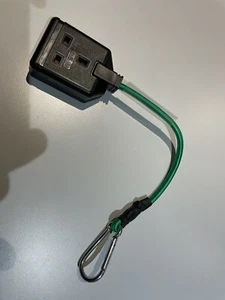 Electrician Socket tester holder Permaplug Metal Carabiner coloured bungee cord - Picture 1 of 6