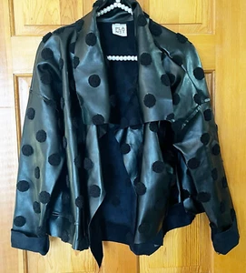 Planet By Lauren G Damen schwarze vegane Lederjacke 1 Cropped asymmetrische Punkte - Bild 1 von 10