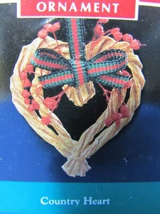 Adorno miniatura Hallmark 1990 Country Heart - Imagen 1 de 7