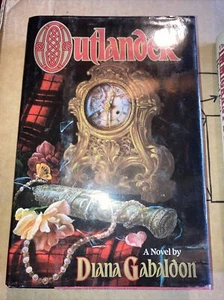 Outlander bt Diana Gabaldon 1991 HCDJ - Picture 1 of 5