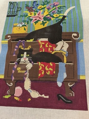 TUXEDO CATS IN DRAWERS 18 Count 帆布手工针绣帆布 — 第 1/3 张图片