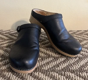 Dansko Berry Black Burnished Nubuck Leather Clogs Slip On EU 39 / US 8.5 - Picture 1 of 11