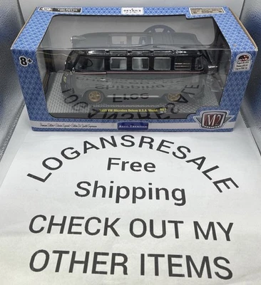 💥 M2 MACHINES 1959 VW MICROBUS DELUXE U.S.A. MODEL R67 AUTO-THENTICS  1:24 F/S - Image 1 of 4