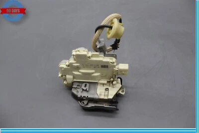 Actuador de cierre de puerta lateral pasajero delantero derecho Volkswagen Touareg 11-17 OEM Foto 1 de 4