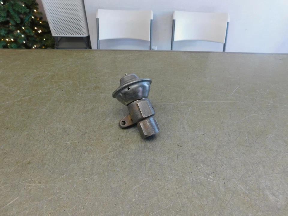 Válvula de recirculación de escape original Volkswagen EGR Audi 100 4000 5000 034131503A Foto 1 de 4