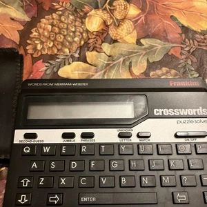 Franklin Crossword Puzzle Solver Model CW-50 Merriam Webster  Tested - Picture 1 of 6