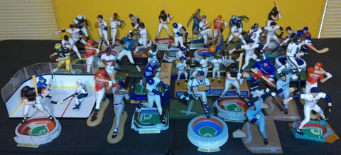 Assorted Loose Starting Lineup SLU Figures McFarlane Sportspicks MLB NBA NFL NHL Cover