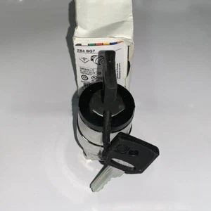 3 Position Key Switch ZB4BG3 For Schneider - Picture 1 of 5