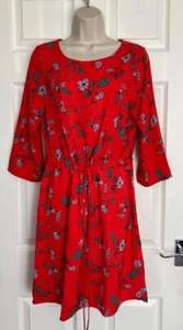 BNWT Vero Moda Red Floral Print Shift Short Dress Size S - Picture 1 of 3