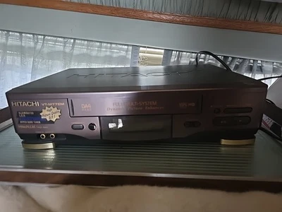 Hitachi VHS-плеер VT-M77EM - Изображение 1 из 2
