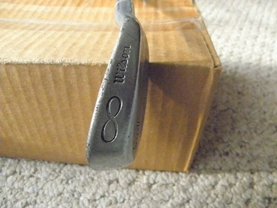 De colección Hombres Diestro Rígido Acero Eje Wilson Staff Hierro Silngle 8 Hierro Foto 1 de 4