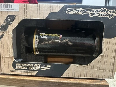 Escape sin cordones Two Brothers Racing Kawasaki Ninja 250R 08-13  Foto 1 de 4