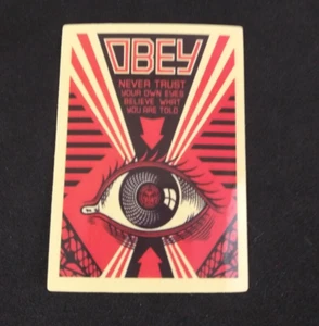 Obey Never Trust Your Own Eyes Believe What You Are Told Aufkleber 2,58"" x 2"" (N) - Bild 1 von 2