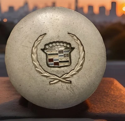 GM CENTRAP 1989-1991 Cadillac Deville Seville Fleetwood Eldorado cubo central Foto 1 de 2