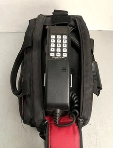 1980’s Vintage Mobile Line AG-2000 Car Bag Phone w/ Antenna & Accessories - Picture 1 of 11