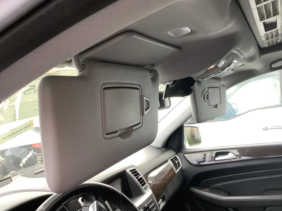 Driver Sun Visor 166 Type ML63 Primary Fits 12-15 MERCEDES ML-CLASS 4879802 - Изображение 1 из 1