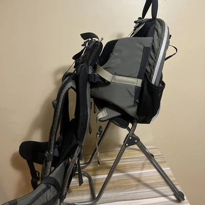 Mochila de senderismo REI KIDS ONLY portabebés niño/bebé a cuestas con Sunbonnet NC Foto 1 de 4