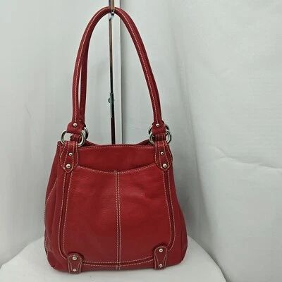 Bolso de hombro de cuero rojo Sophia Caperelli Foto 1 de 4
