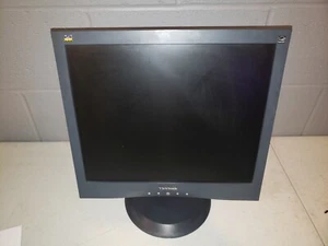 ViewSonic 17" LCD Flat Panel Monitor VA705-LED-2 - Picture 1 of 3