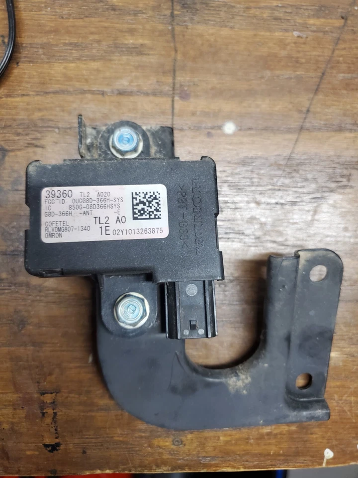 2009-2014 Acura TSX TPM Sensor Module  - Image 1 of 1