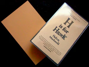 SIGNED; HELEN MACDONLD - H is for Hawk (2014-1st) Hardback, Birds, Eagles + S/C - Picture 1 of 9