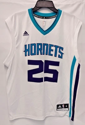 Camiseta Adidas Al Jefferson #25 Charlotte Hornets NBA Blanca Para Hombre Talla Mediana Foto 1 de 4