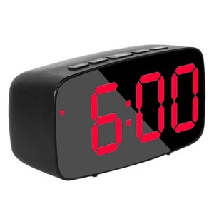 Digital Am Bett, Rot LED USB Schreibtisch Uhr mit 12 / 24H Da2611 - Bild 1 von 10
