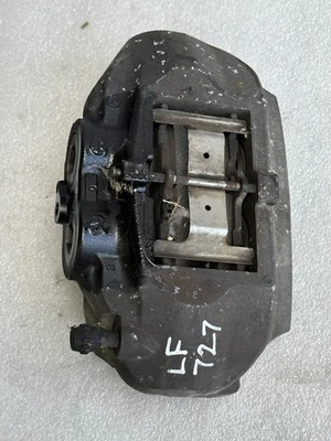 Lexus GS350 F-Sport 2014 pinza de freno delantera izquierda del lado del conductor Foto 1 de 2