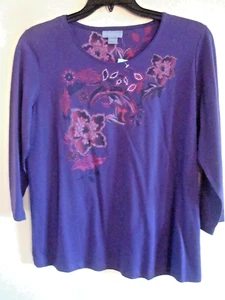 Top tejido para dama talla grande floral petunia adornado Laura Scott - Imagen 1 de 2