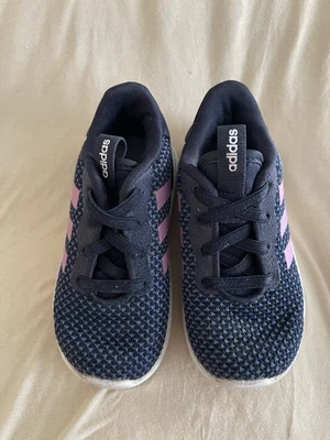 Zapatillas Adidas Pull On Talla 6 Niño Pequeño Púrpura Y Azul Marino Foto 1 de 4