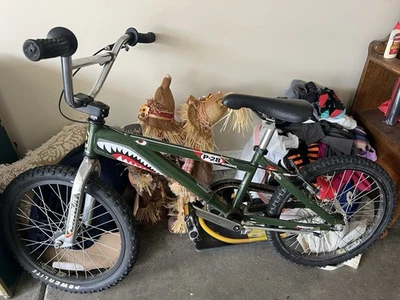 Extremely Rare Powerlite P-28 Intruder BMX Bike - Image 1 of 4