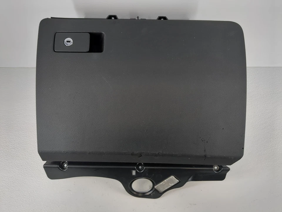 2006 Volkswagen Passat caixa de luvas de passageiro porta compartimento de armazenamento HQZXW - Imagem 1 de 4