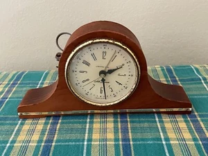 Seth Thomas Mantelette Wooden Clock Model 579A USA Vintage Works Electric - Picture 1 of 7