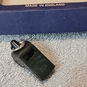 Vtg ACME Professional Thunderer Moulded Whistle ~Black ~Dog Whistle ~ #560 NOS - Picture 1 of 9