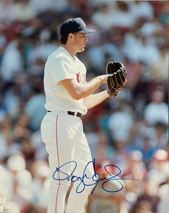 Roger Clemens Autographed 8x10 Baseball Photo (Beckett) - Picture 1 of 1