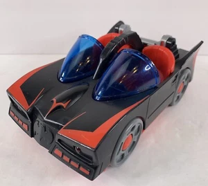 Imaginext DC Superfiends Batmobile Spielzeugauto Autos funktionierende Lichter schwarz blau rot - Bild 1 von 6