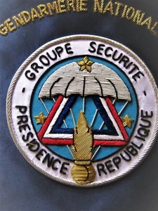FANION (CANNETILLE) DE LA GENDARMERIE LE GSPR   16,5CM X 22,5CM HORS FRANGES - Picture 1 of 2