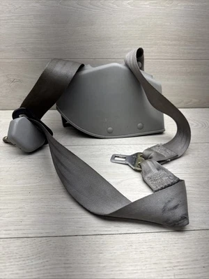 Cinturón de seguridad gris Chevy GMC C1500 K1500 1988-1998 cabina regular delantero pasajero derecho Foto 1 de 4