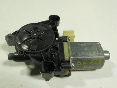 8W0959801 MOTOR ELEVALUNAS DELANTERO DERECHO / 0130822705 / 8W0959801 / 17244935 - Imagen 1 de 4