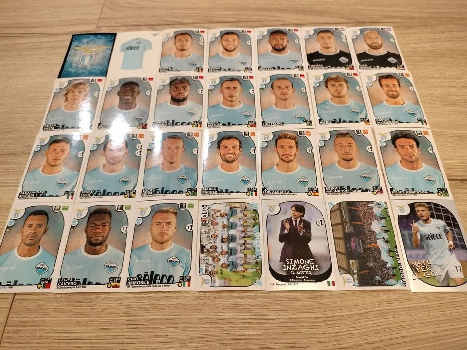 CALCIATORI PANINI CAMPIONATO 2017 18 SQUADRA COMPLETA LAZIO 28 FIGURINE - Immagine 1 di 1