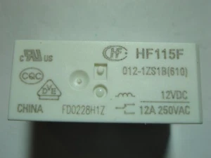 Relay 12V 1xUM 12A 250V hongfa HF115F 012-1ZS1B #20-610 - Bild 1 von 4