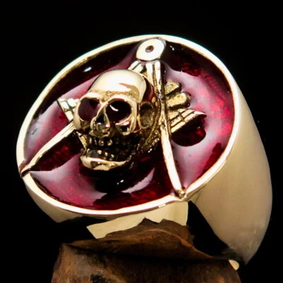 ANILLO REDONDO ANTIGUO PARA HOMBRE CALAVERA MASÓNICA LATÓN MOTOCICLISTA BRÚJULAS CUADRADAS ROJO TALLA 13 Foto 1 de 4