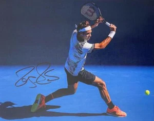 FOTO FIRMADA POR ROGER FEDERER AUTÓGRAFO 8X10 - ÍCONO DEL TENIS Y CAMPEÓN ABIERTO DE EE. UU. ¡RARARA! - Imagen 1 de 2