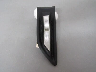 2010 2011 2012 2013 KIA SOUL RIGHT SIDE FENDER MARKER LIGHT - Image 1 of 4