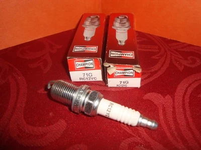 G NEW OLD STOCK Two Champion Brand Copper Plus Copper Spark Plugs 71G RC12YC - Image 1 of 3