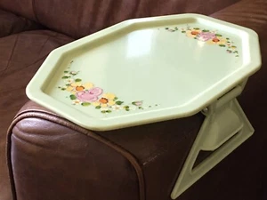Vintage Retro EMBEE PRODUCTS Early Plastic Hand Painted Armchair Tray - Picture 1 of 4